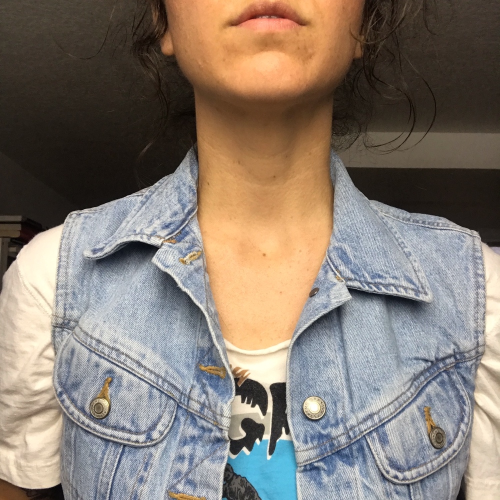 Vintage GAP Denim Vest - B6 - Picture 3 of 6